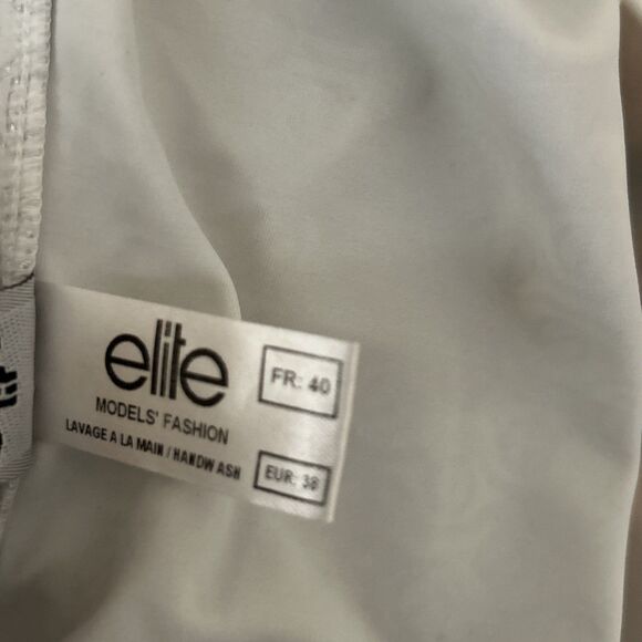 Women’s Elite White & Silver Athletic Skirt Sz 7/8 - Picture 9 of 11